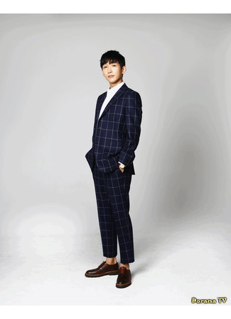 Актёр Чхэ Дон Хён 11.03.24