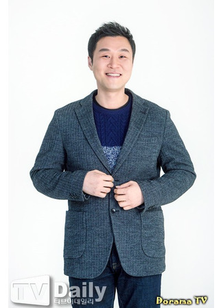 Актёр Юн Кён Хо 17.03.24