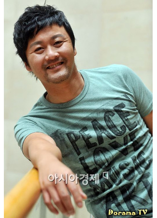 Актёр Гон Хён Джин 20.03.24